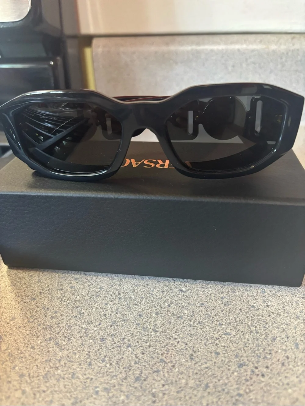 Versace Men’s Black Medusa-Emblem Sunglasses - Picture 2 of 5